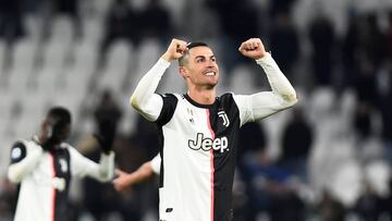 Cristiano Ronaldo celebra uno de sus dos goles al Parma.