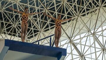 Clavadistas mexicanas durante una prueba de plataforma