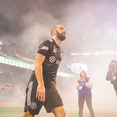 Gonzalo Higuaín named MLS Comeback Player of the Year 2022