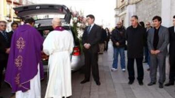 <b>DESPEDIDA. </b>La misa tuvo lugar en la iglesia María Auxiliadora, del Colegio Salesianos.