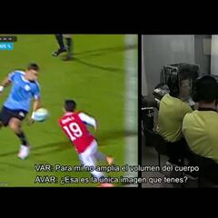 "El brazo está pegado al cuerpo": se reveló el audio del VAR por el penal no cobrado