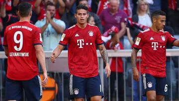 James avisa a Kovac con gol ante el Leverkusen