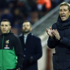 Ramis denuncia racismo de un jugador del Granada contra Bela