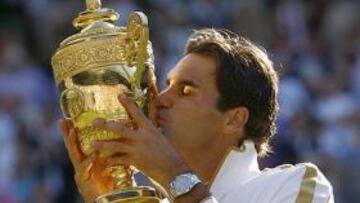 <strong>VICTORIA.</strong> Federer sum車 su sexta victoria en Wimbledon.