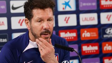 MADRID, 22/12/2023.- El entrenador del Atlético de Madrid, Diego Simeone durante la rueda de prensa ofrecida este viernes en la Ciudad Deportiva de Majadahonda, en Madrid. EFE/ Zipi