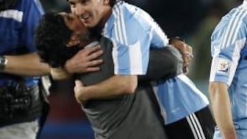 Maradona y Messi, con Argentina.