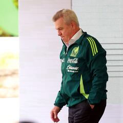 La ‘Bomba’ impidió la salida del ‘Vasco’ Aguirre de la selección mexicana