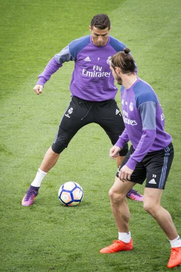 Cristiano Ronaldo and Gareth Bale in training ahead of Real Madrid's trip to Betis