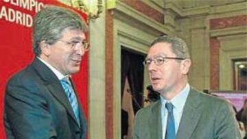 <b>TRATO HECHO. </b>Enrique Cerezo y Alberto Ruiz-Gallardón al fin han encontrado un punto de acuerdo.