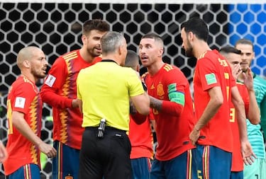 Björn Kuipers: the millionaire man-in-the-middle