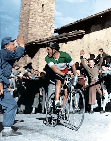 Ganó tres veces el Giro (1936, 1937 y 1946) y tiene el récord de triunfos en Montaña con siete. Sus duelos con Coppi fueron épicos.