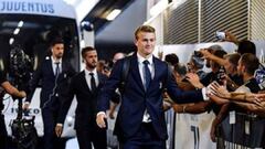 De Ligt delivers discreet debut