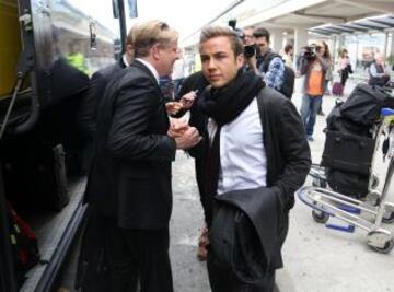 El conjunto alem&aacute;n de J&uuml;rgen Klopp aterriz&oacute; en M&aacute;laga, arropados por multitud de hinchas, para disputar la ida de cuartos de final de la Champions League.