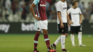 Ashley Fletcher se lamenta tras el partido. 