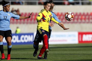 El equipo colombiano venció 7-0 a Uruguay en el debut en la Copa América Femenina con póquer de Catalina Usme y goles de Yoreli Rincón, Daniela Montoya e Isabella Echeverri.