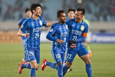 China set to tighten limits on foreign players