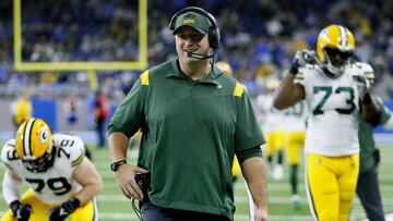 Adam Stenavich se unió a los Packers en 2019 como coach de la línea ofensiva y en 2021 fue promovido a coordinador del ataque terrestre de Green Bay.