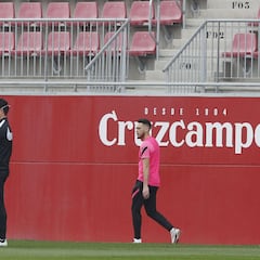 Ocampos y Acuña quieren estar ante el Barcelona