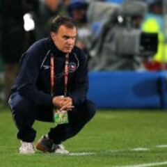 Marcelo Bielsa se alejaría de la Roja por “conflictos del pasado”