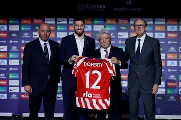 Matt Doherty, Enrique Cerezo y Miguel Ángel Ruiz.