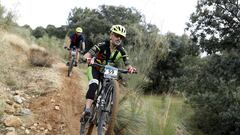 El segundo Du Cross de Aldea del Fresno fue una cita que pudieron disfrutar en la mañana del domingo más de 160 participantes y que estuvo enmarcada en el fin de semana solidario que la localidad organizó para recaudar fondos para la lucha contra el cánce