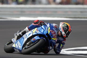 Álex Rins durante la carrera. 