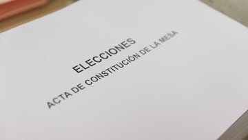 Acta de Constituci¨®n de la mesa para las elecciones, en el centro log¨ªstico electoral de la Delegaci¨®n del Gobierno, en el Pol¨ªgono La Garena, a 12 de mayo de 2023, en Alcal¨¢ de Henares, Madrid (Espa?a). Francisco Mart¨ªn ha visitado el centro el d¨ªa que comienza la campa?a electoral para las elecciones auton¨®micas y municipales del 28 de mayo.
12 MAYO 2023;MADRID;DELEGADO DEL GOBIERNO;CAMPA?A ELECTORAL
Eduardo Parra / Europa Press
12/05/2023