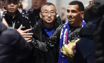 Carlos Tévez ya está en Shanghái.