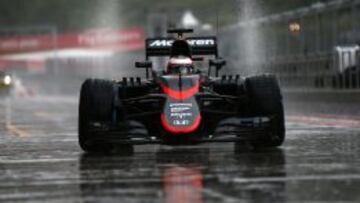 Stoffel Vandoorne a los mandos del McLaren Honda.