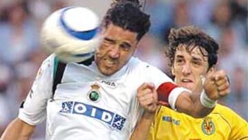 <b>MEJORÍA. </b>Tanto Racing como Villarreal dieron una buena imagen en la segunda mitad.