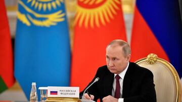 Rusia se re¨²ne con sus aliados