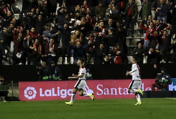 1-1. José Pozo celebró el gol del empate.