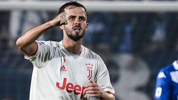 El centrocampista bosnio de la Juventus, Miralem Pjanic, durante un partido.