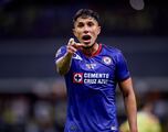 Carlos Salcedo rescindiría su contrato con Cruz Azul