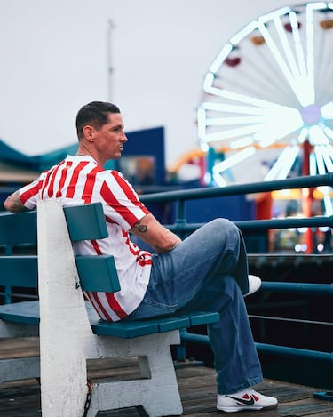 El ídolo del club colchonero ha sido la principal imagen para presentar la nueva equipación del equipo para la temporada 25/26.