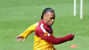 Didier Drogba, en un entrenamiento del Galatasaray.