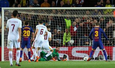 3-0. Piqué marcó el tercer gol.