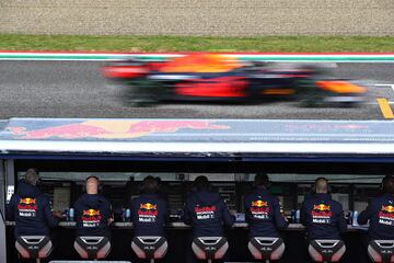 La carrera de Imola bajo la lluvia en imágenes