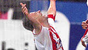 <B> EN RACHA</B>. Aguilera está mejorando todos sus registros goleadores.