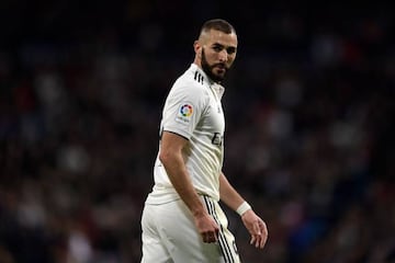 He did what? | Real Madrid's French forward Karim Benzema can't believe it either.