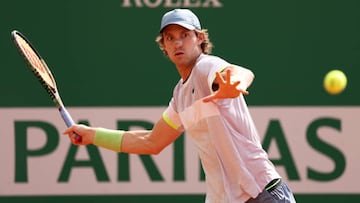 MONTE-CARLO, MONACO - APRIL 12:  Nicolas Jarry of Chile plays a forehand against Alexei Popyrin of Australia in their second round match during day four of the Rolex Monte-Carlo Masters at Monte-Carlo Country Club on April 12, 2023 in Monte-Carlo, Monaco. (Photo by Clive Brunskill/Getty Images)