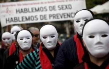 Concentración en Valencia con motivo de la celebración del Día Mundial del Sida.