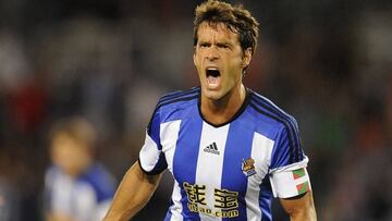Xabi Prieto se decide: seguir¨¢ un a?o m¨¢s
