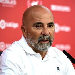 Sampaoli: “Queda un mes que van a ser 10 años”