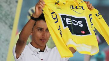 Bernal subasta premios de su Tour con fines solidarios