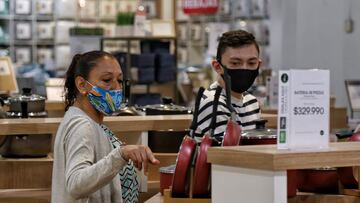 Así son las medidas y restricciones para el tercer día sin IVA en Colombia en donde los ciudadanos solo podrán comprar celulares a través de internet
