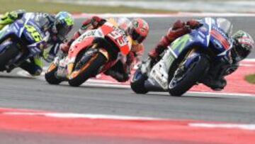 Lorenzo, Márquez y Rossi han sido más protagonistas estos días por sus declaraciones y acciones fuera de la pista que por sus méritos deportivos.