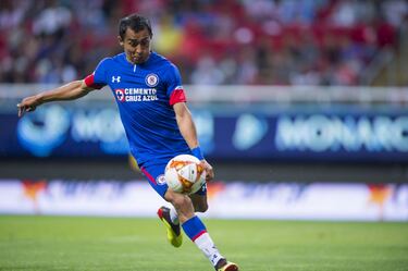 El caso de Baca es similar al de Salinas, ya que jugó en un alto nivel durante el torneo pasado y fue un candidato para el Tri antes de la lista final de Osorio. Sin embargo, se mantiene como titular indiscutible con los cementeros y podría volver a asomarse al panorama del equipo nacional. 