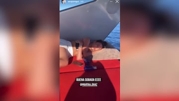 El troleo de Reguilón a Marta Díaz en pleno yate de Ibiza que triunfa en Instagram