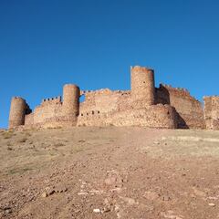 El Ayuntamiento de Almonacid desmiente que se venda un castillo por un euro